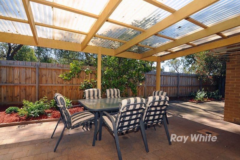 17 Kooringa Crescent, WHEELERS HILL VIC 3150, Wheelers Hill - Thumbnail 5