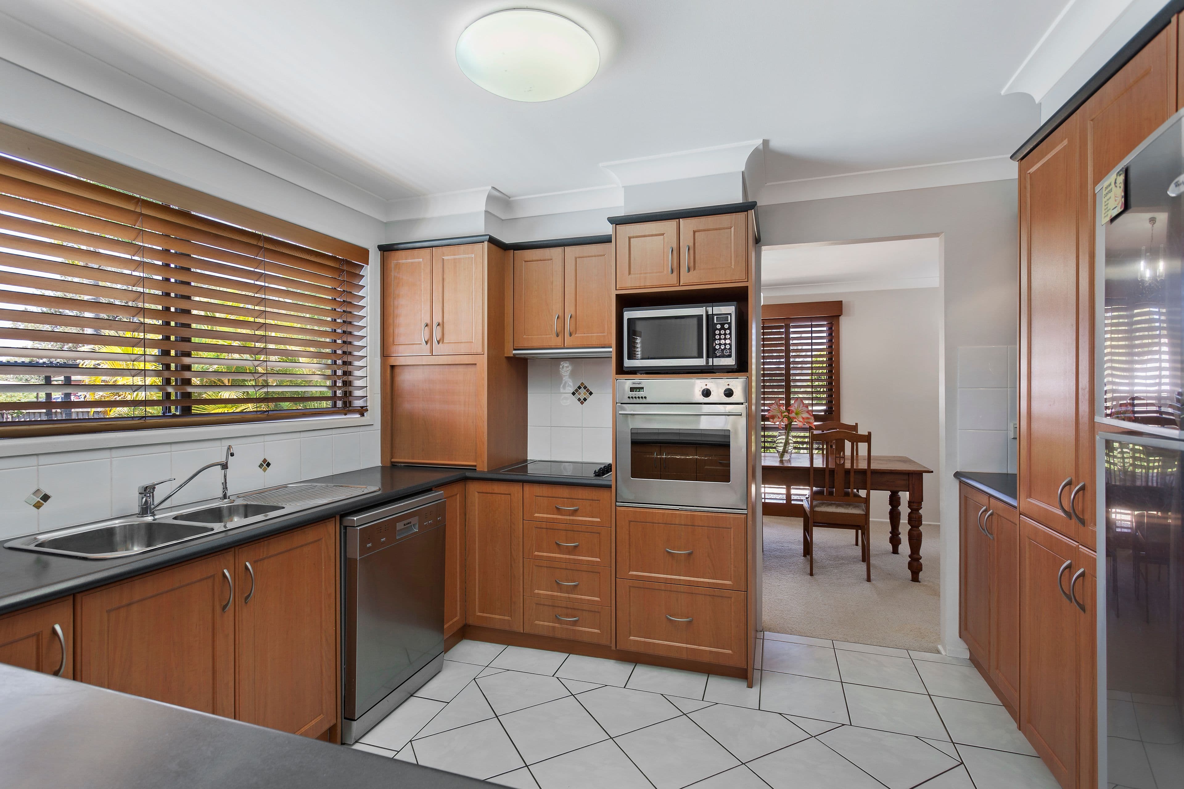 1 Larentia Street, Currumbin Waters QLD 4223, Currumbin Waters - Thumbnail 5
