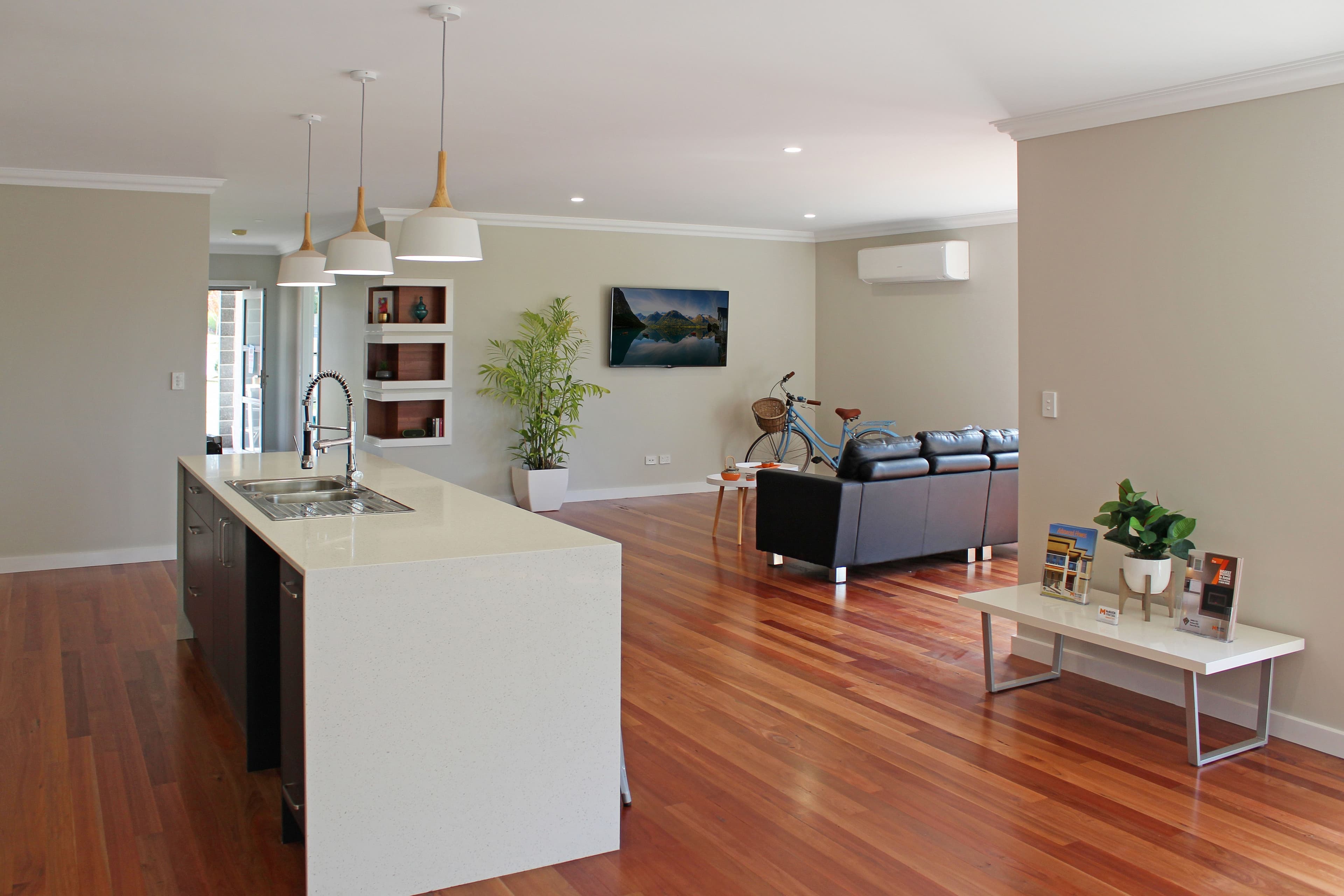 18 Stainfield Drive, Inverell NSW 2360, Inverell - Thumbnail 2