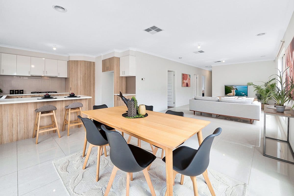 54 Elmtree Crescent, Clyde North VIC 3978, Clyde North - Thumbnail 4