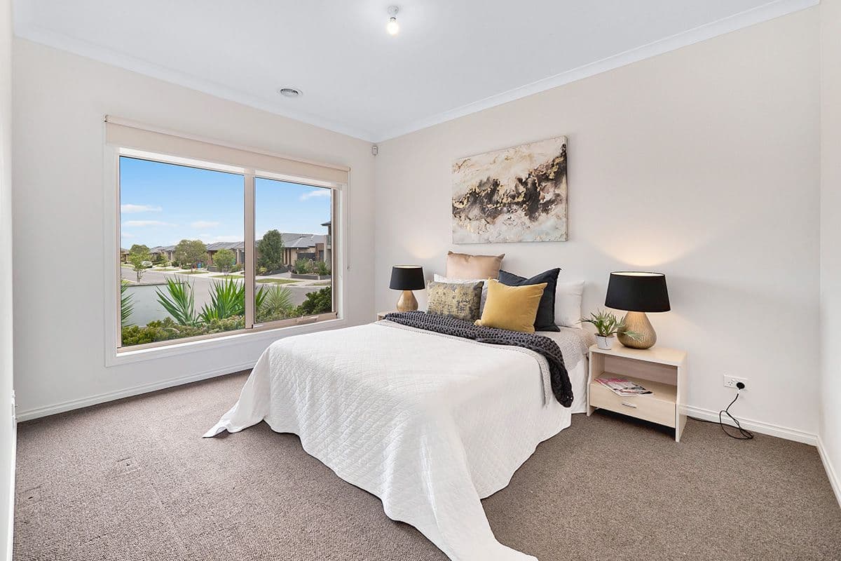 54 Elmtree Crescent, Clyde North VIC 3978, Clyde North - Thumbnail 6