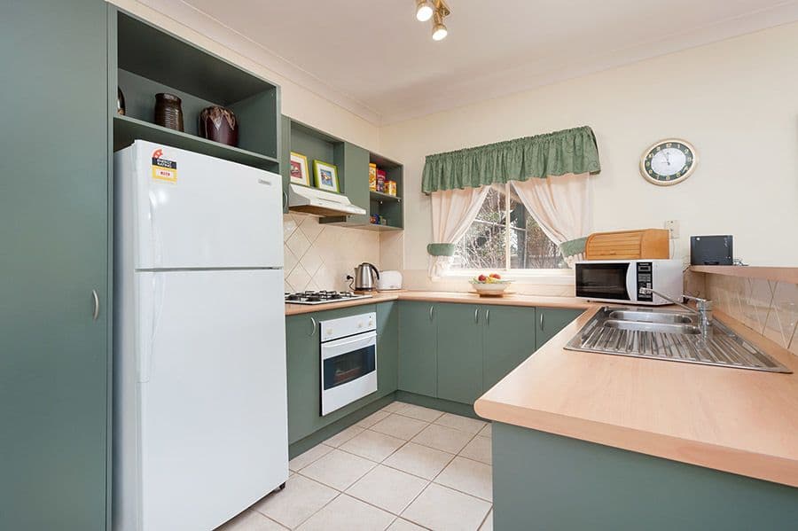 3 Gum Leaf Place, Craigieburn VIC 3064, Craigieburn - Thumbnail 2