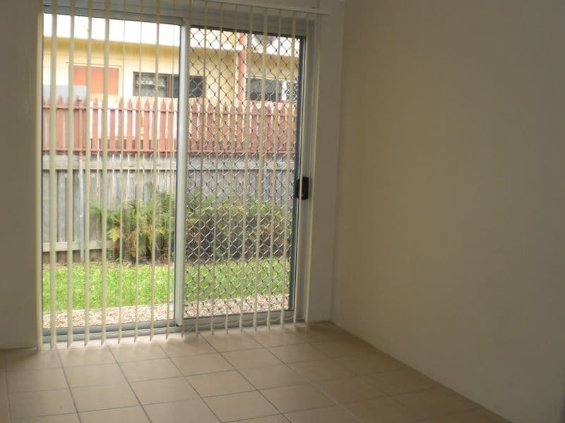 54 Percy Street, WEST END QLD 4810, West End - Thumbnail 2