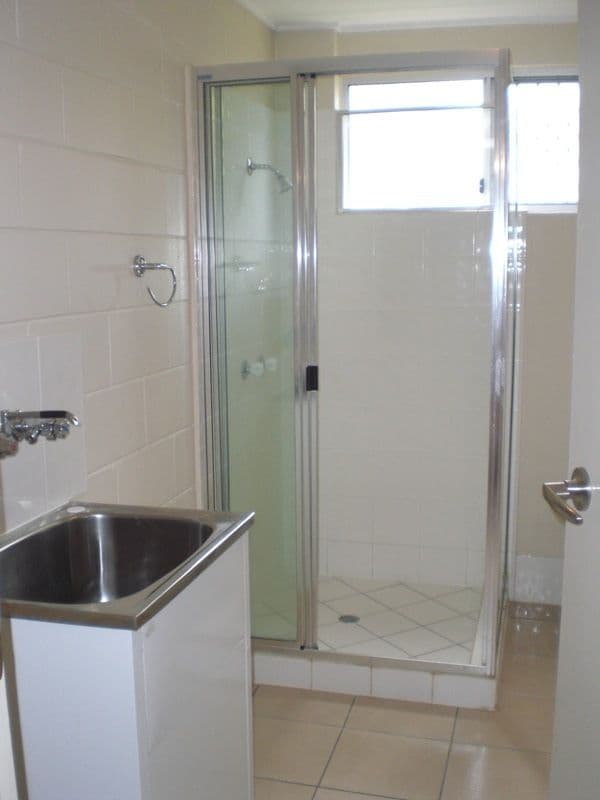 54 Percy Street, WEST END QLD 4810, West End - Thumbnail 4