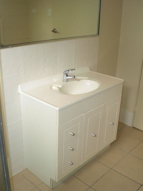 54 Percy Street, WEST END QLD 4810, West End - Thumbnail 5