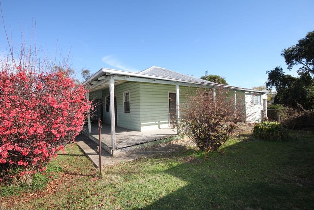 12 Vera Street, TAMWORTH NSW 2340, South Tamworth - Thumbnail 2