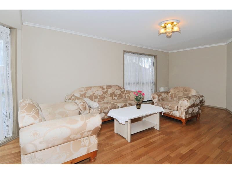7 Harwood Place, ROXBURGH PARK VIC 3064, Roxburgh Park - Thumbnail 3