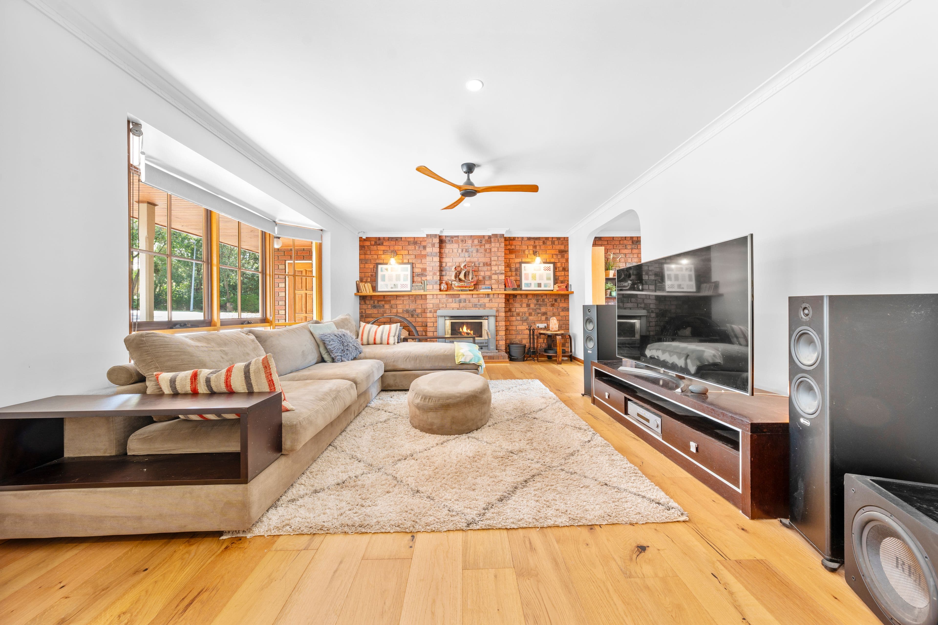 39 Bareena Avenue, Rowville VIC 3178, Rowville - Thumbnail 3