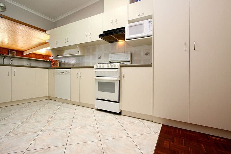 6 Lister Avenue, SALISBURY HEIGHTS SA 5109, Park Ridge - Thumbnail 6
