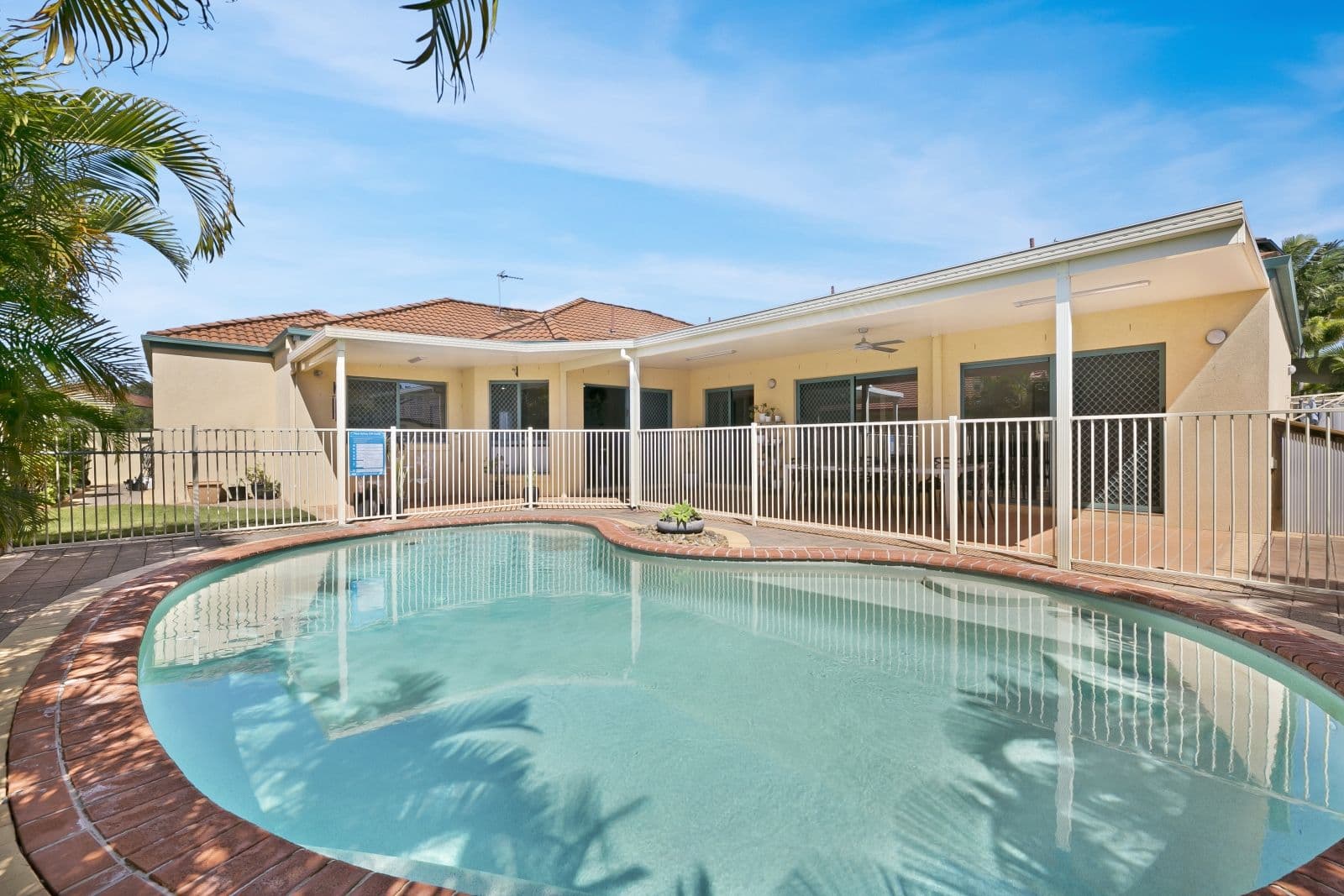 11 Calcetto Place, Arundel QLD 4214, Arundel - Thumbnail 2