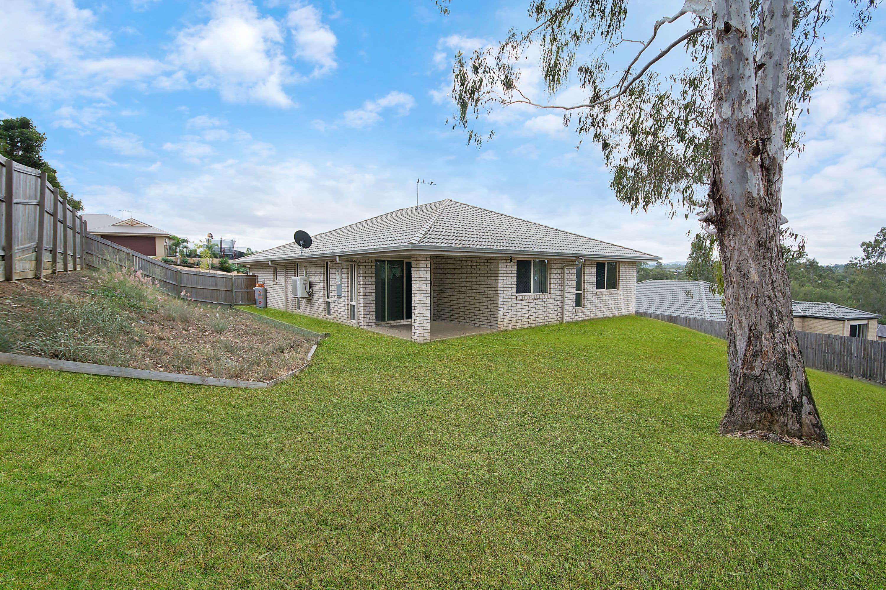 12 Dior Place, Wulkuraka QLD 4305, Wulkuraka - Thumbnail 2