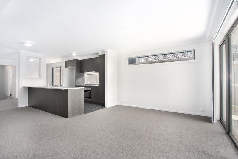 11 Melrose Street, PAKENHAM VIC 3810, Pakenham - Thumbnail 4