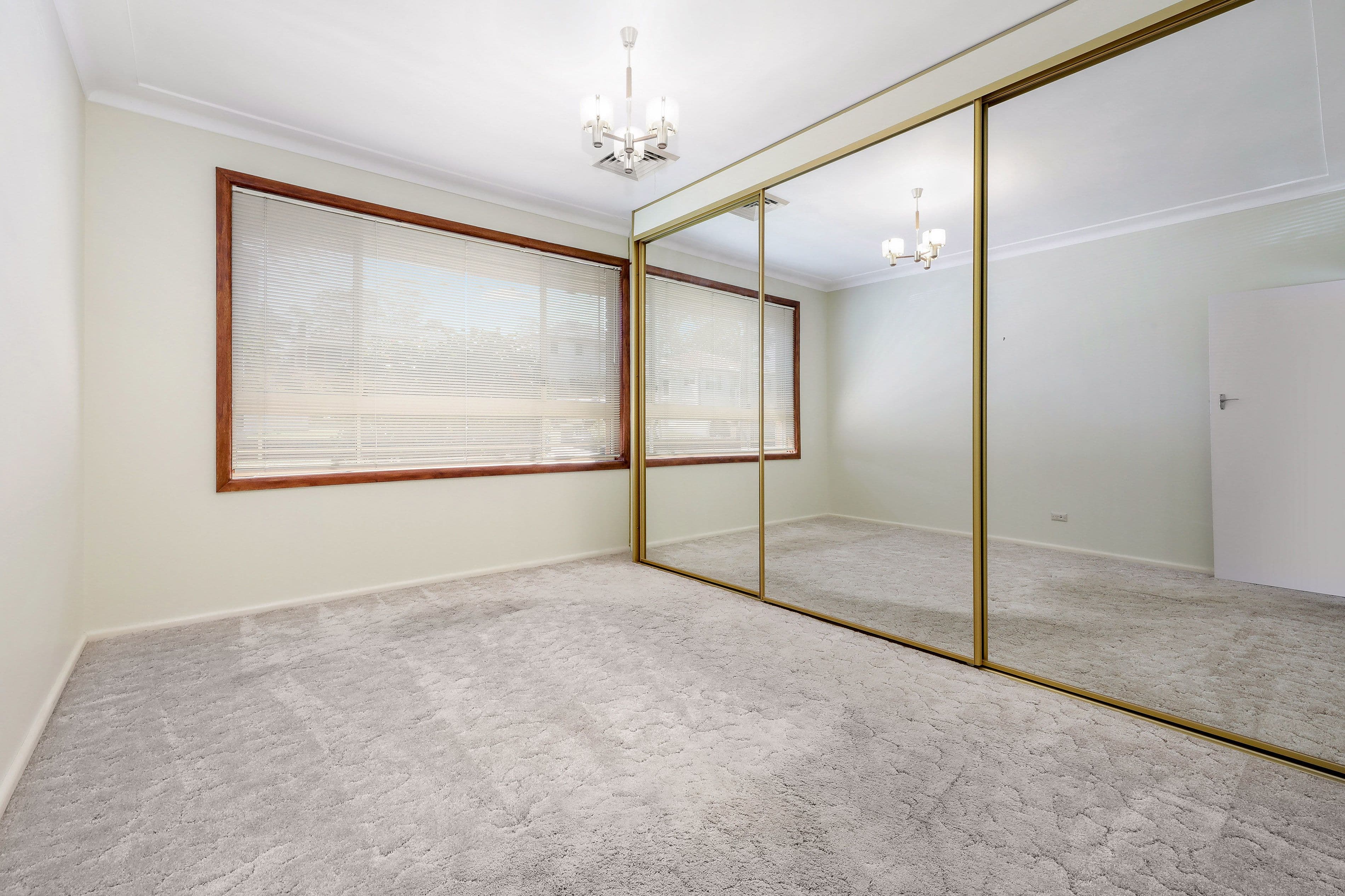 27 Wendy Avenue, Georges Hall NSW 2198, Georges Hall - Thumbnail 6