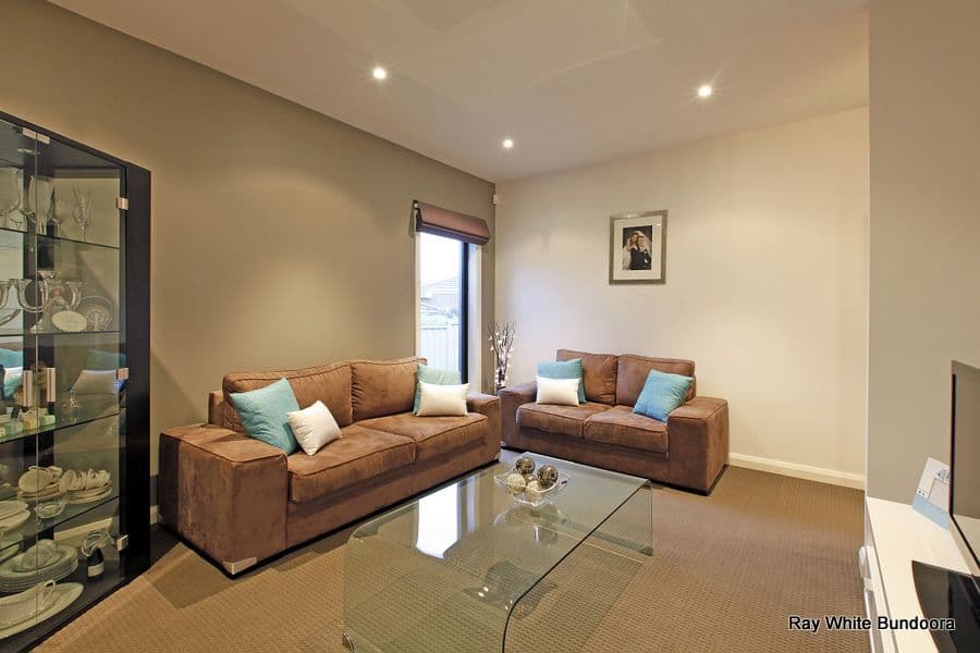 54 Ambrose Treacy Drive, BUNDOORA VIC 3083, Bundoora - Thumbnail 4