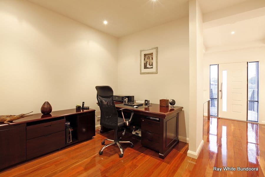 54 Ambrose Treacy Drive, BUNDOORA VIC 3083, Bundoora - Thumbnail 5