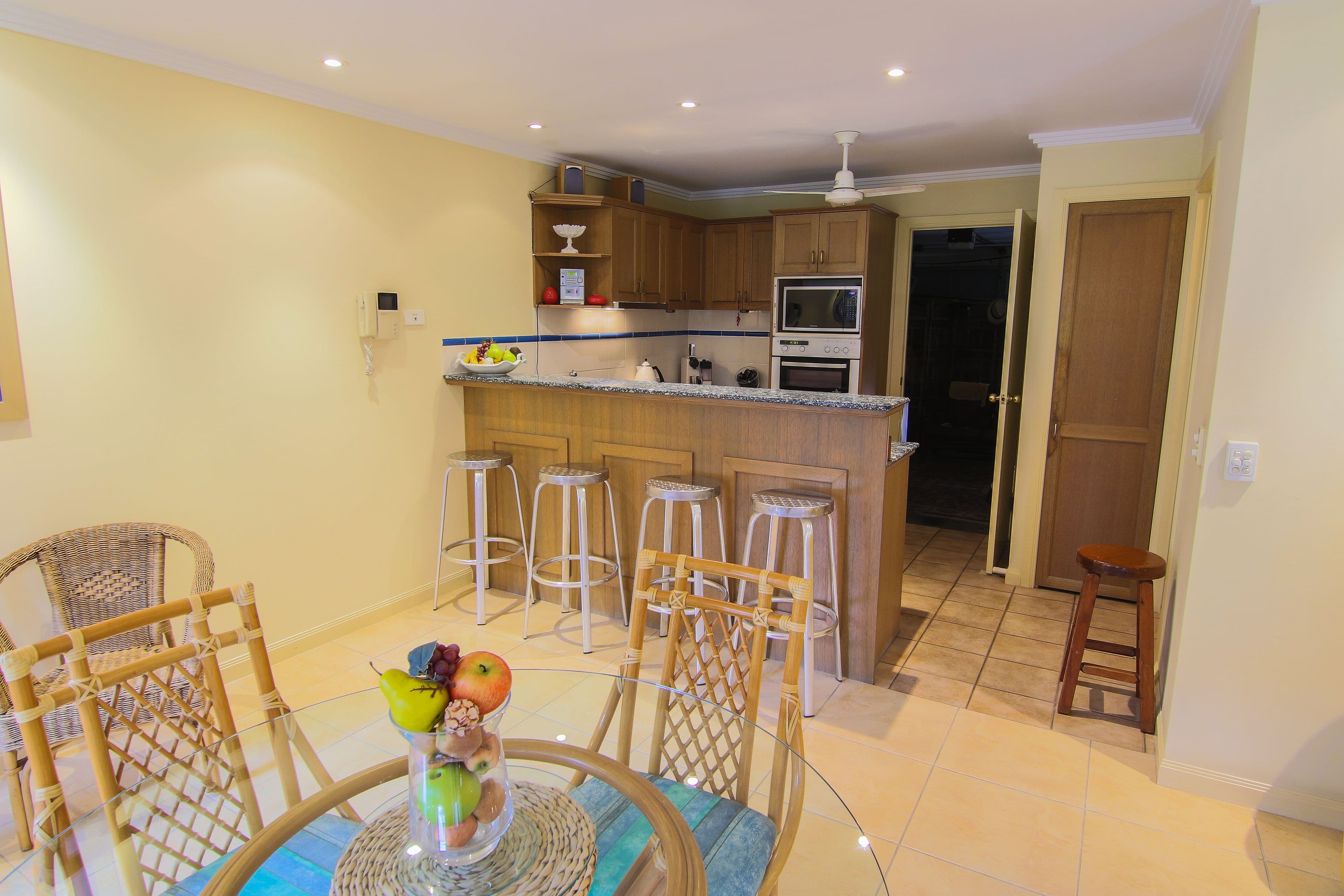37 John Lund Drive, Hope Island QLD 4212, Hope Island - Thumbnail 8