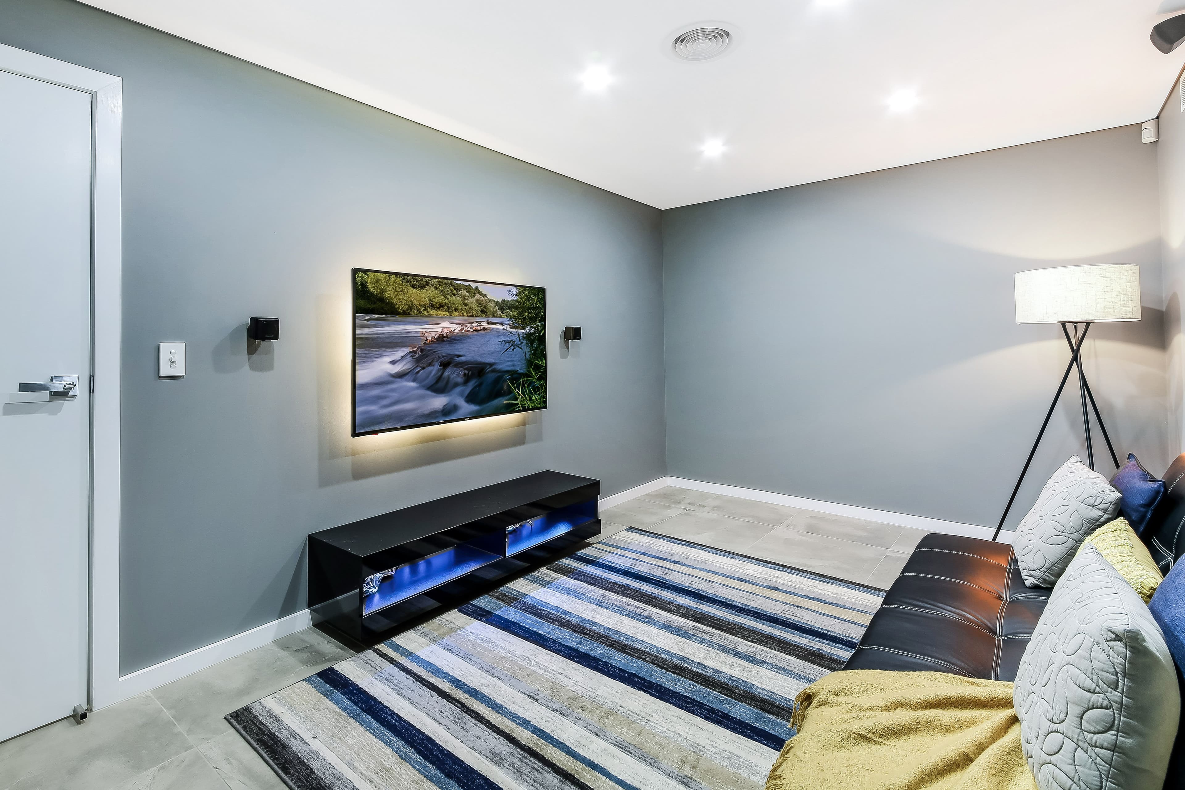 16 Jones Avenue, Potts Hill - Thumbnail 7