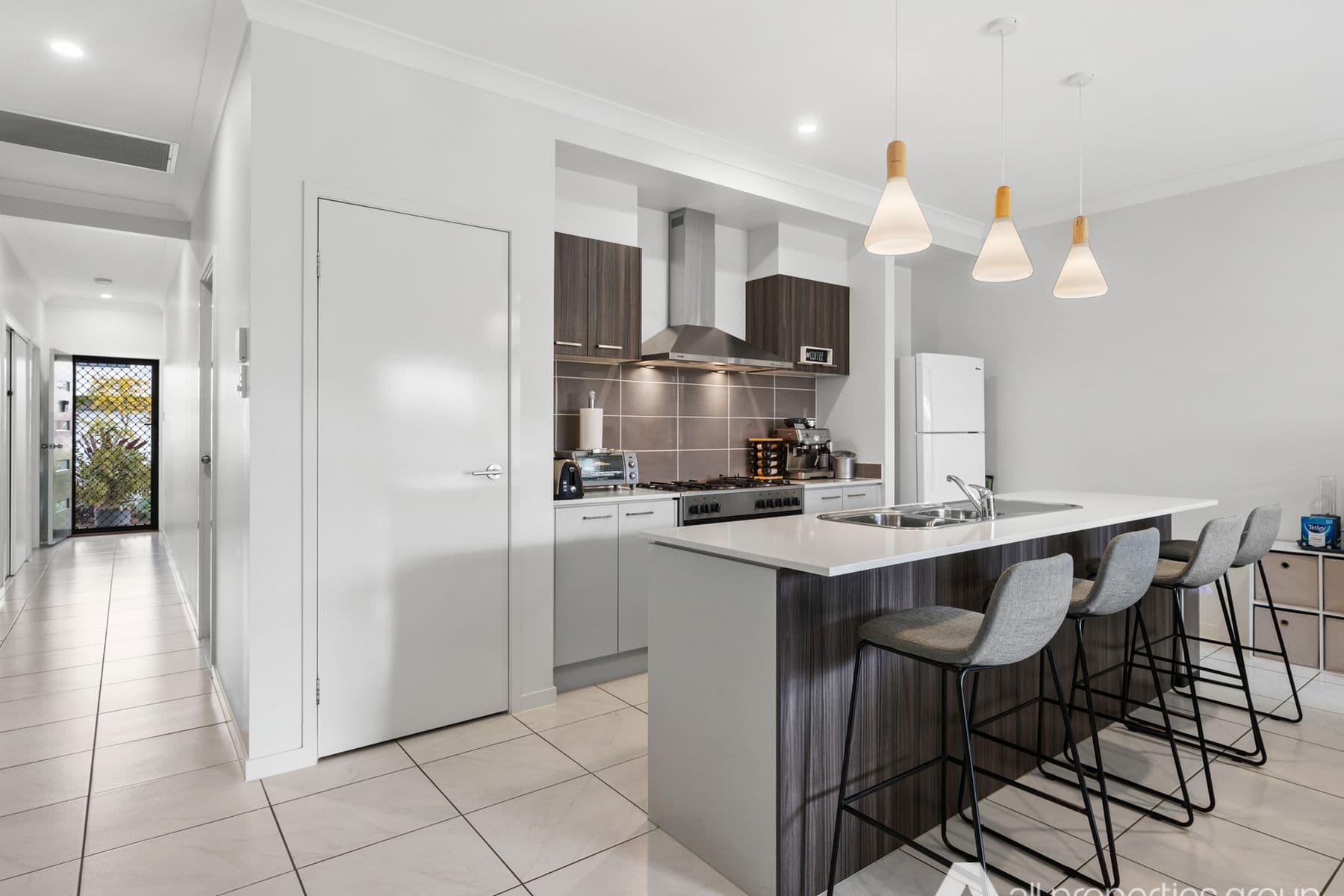 34 Koel Street, Pallara QLD 4110, Pallara - Thumbnail 2