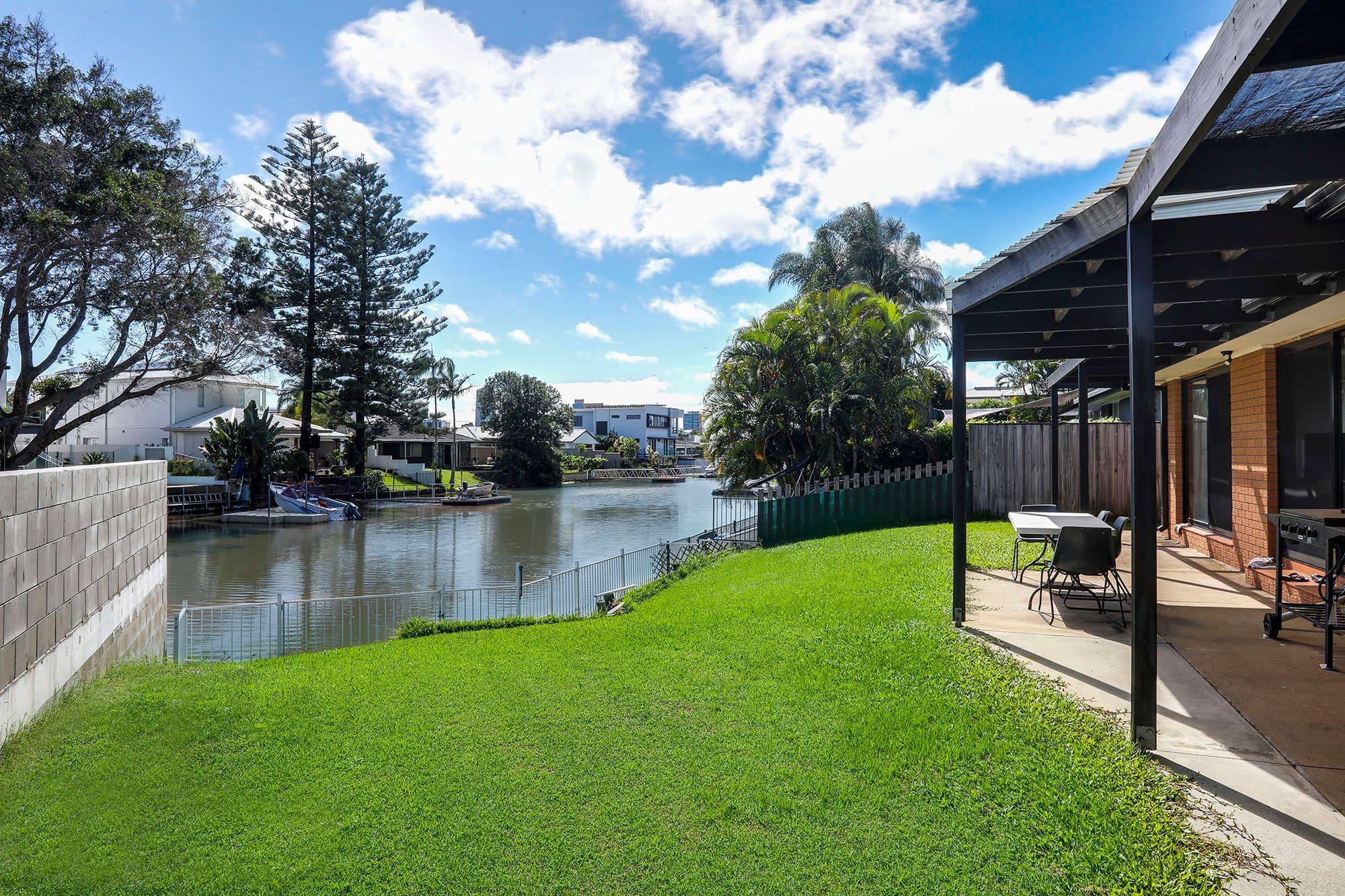 1 Monte Vista Court, Broadbeach Waters QLD 4218, Broadbeach Waters - Thumbnail 2