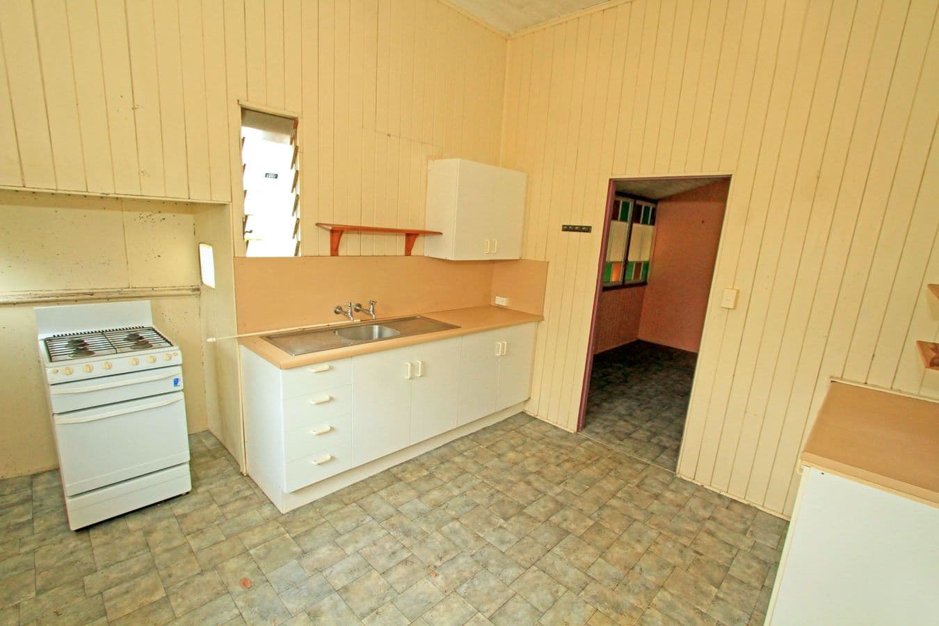 44 Burnett Street, BERSERKER QLD 4701, Berserker - Thumbnail 8