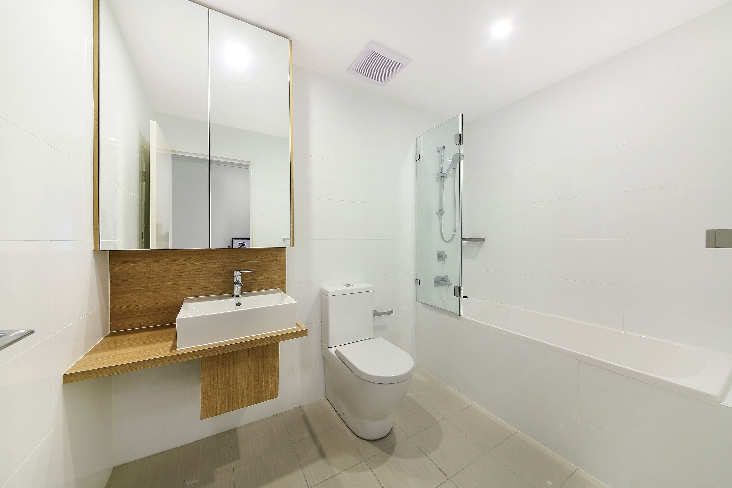 1 Vermont Crescent, Riverwood - Thumbnail 3