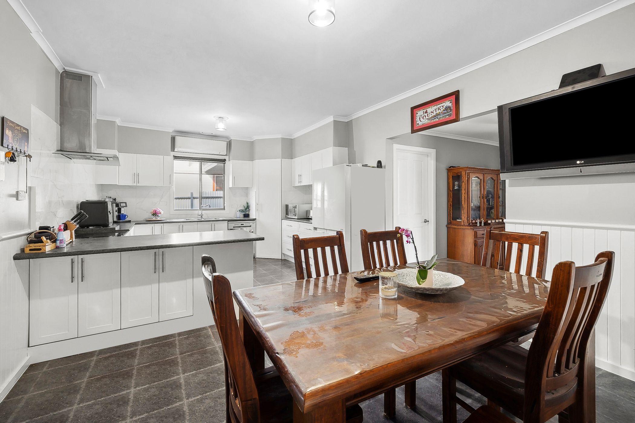 17 View Point Street, Ararat VIC 3377, Ararat - Thumbnail 5