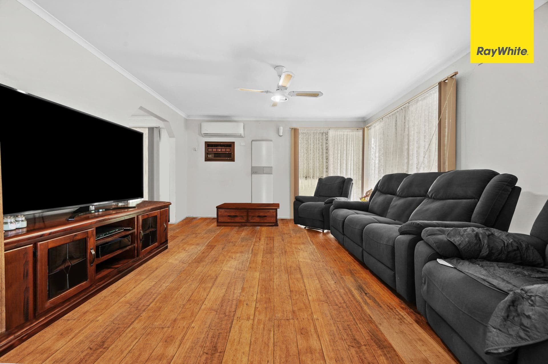 73 Grace Street, Melton South VIC 3338, Melton South - Thumbnail 2