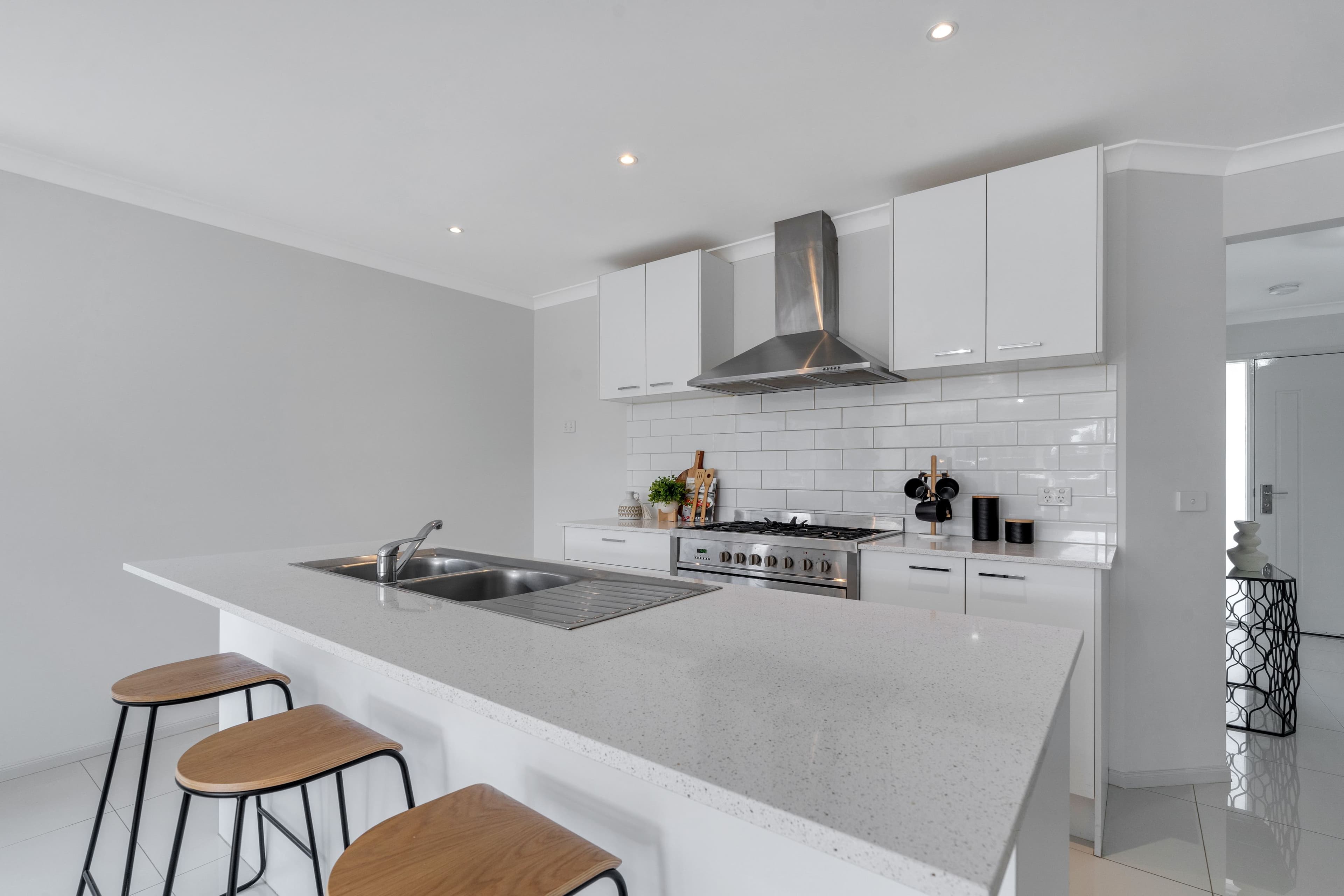 65 Streamside Drive, Craigieburn VIC 3064, Craigieburn - Thumbnail 3