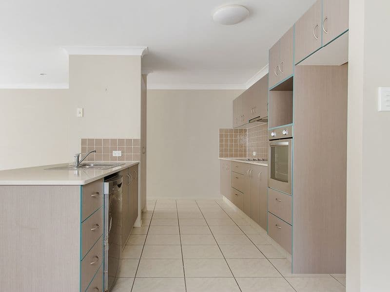 7 Taryn Court, Upper Coomera QLD 4209, Upper Coomera - Thumbnail 6