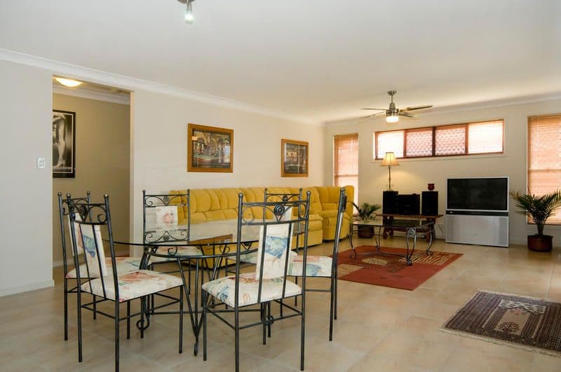 11 Grampians Drive, Moe, VIC, 3825, Moe - Thumbnail 4