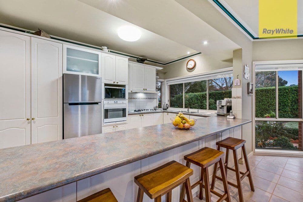 15 Naismith Court, Rowville VIC 3178, Rowville - Thumbnail 5