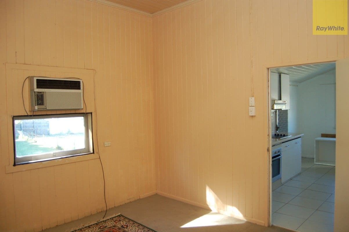 18 Lily Street, Salisbury QLD 4107, Salisbury - Thumbnail 5