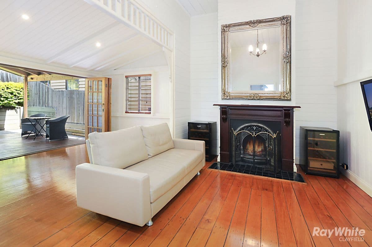 35 Wooloowin Avenue, Wooloowin QLD 4030, Wooloowin - Thumbnail 3
