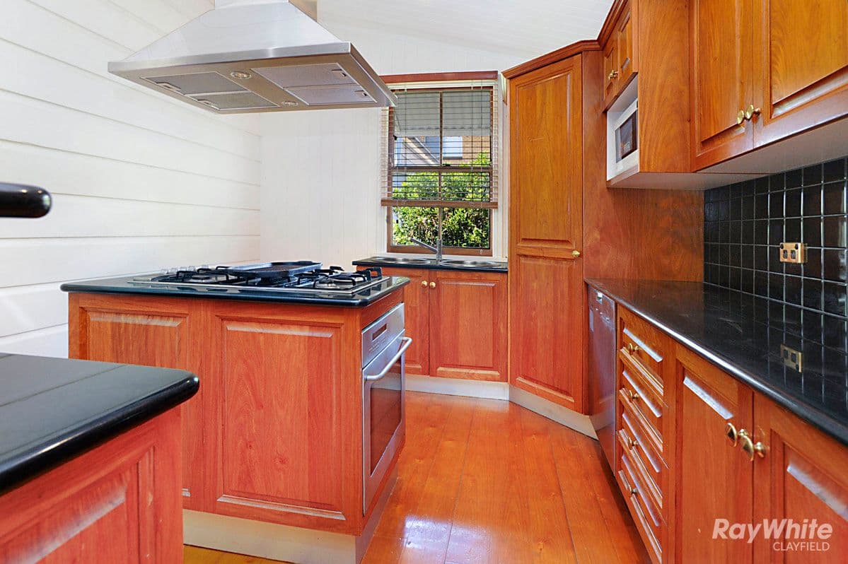 35 Wooloowin Avenue, Wooloowin QLD 4030, Wooloowin - Thumbnail 5