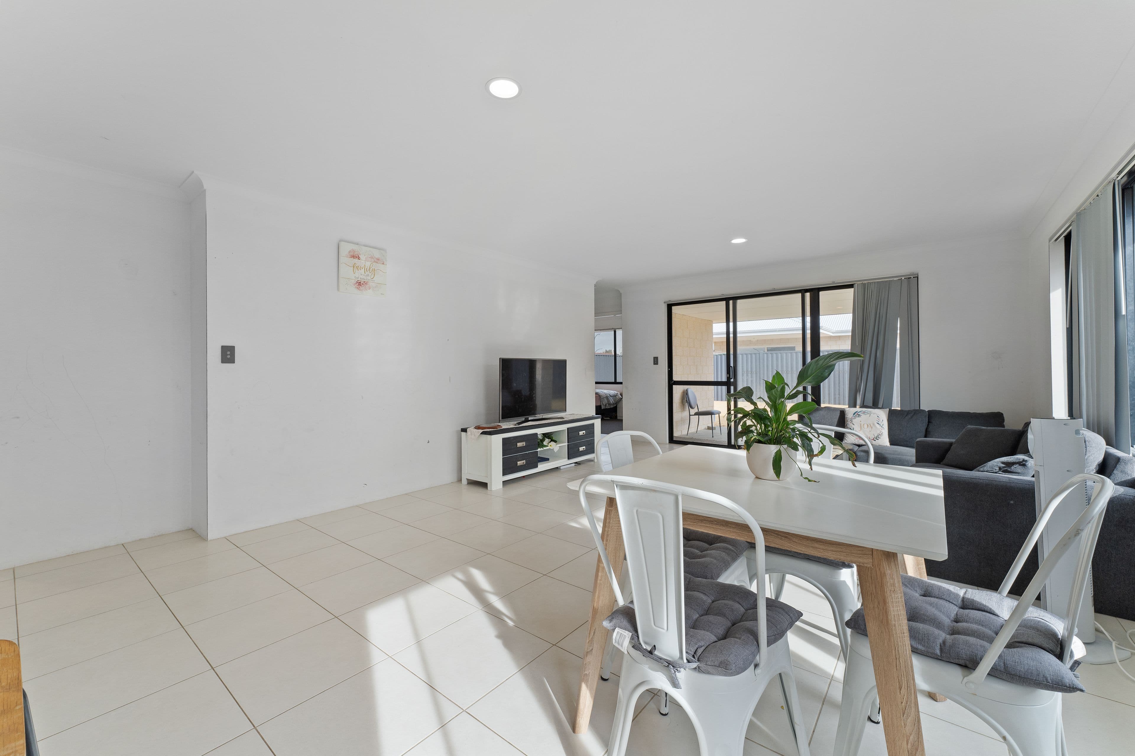 20 Burbank Road, Baldivis WA 6171, Baldivis - Thumbnail 6