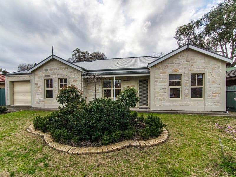 27 Matthew Street, Scarborough, Scarborough - Image 1