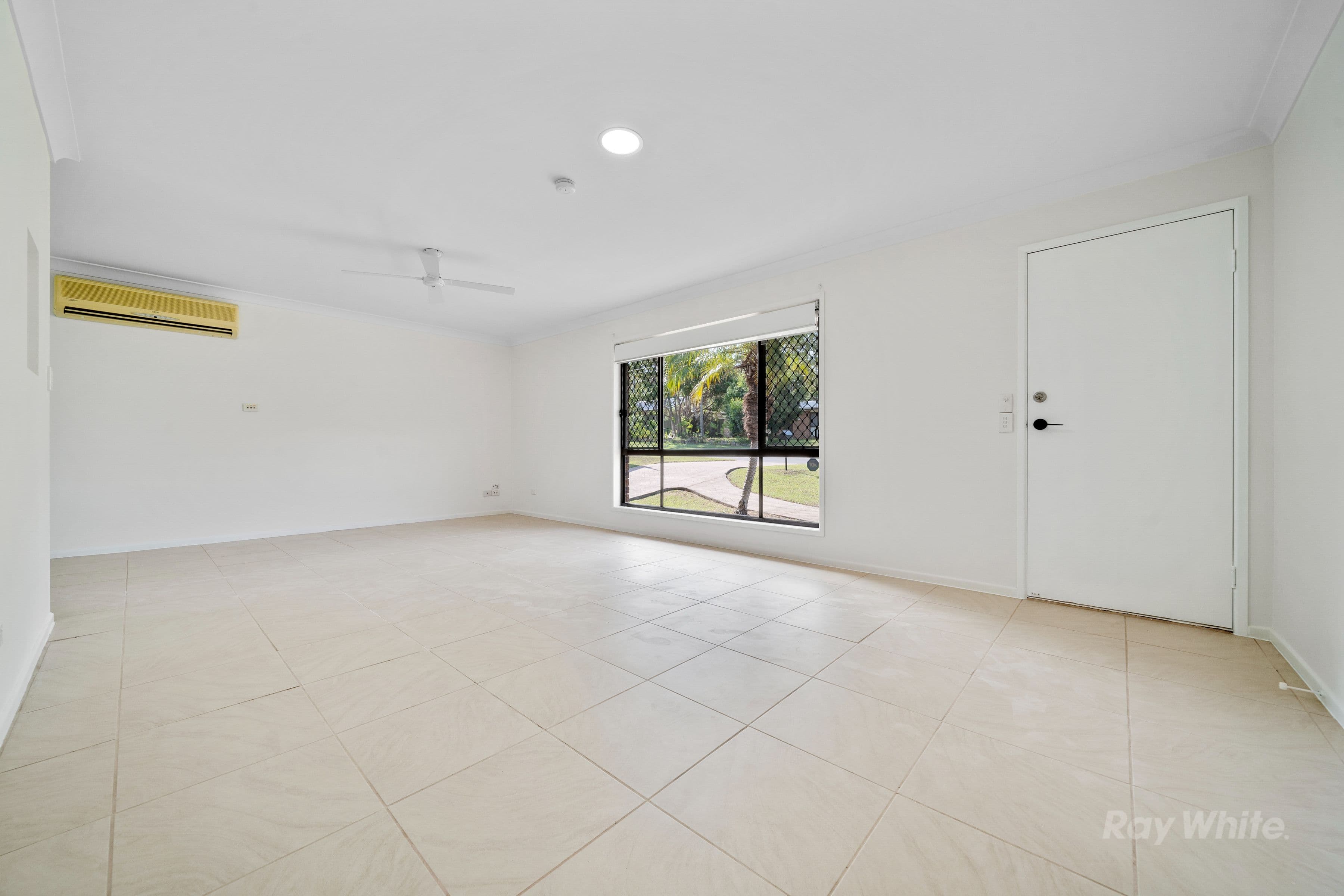 19 Centaurus Crescent, Regents Park QLD 4118, Regents Park - Thumbnail 2