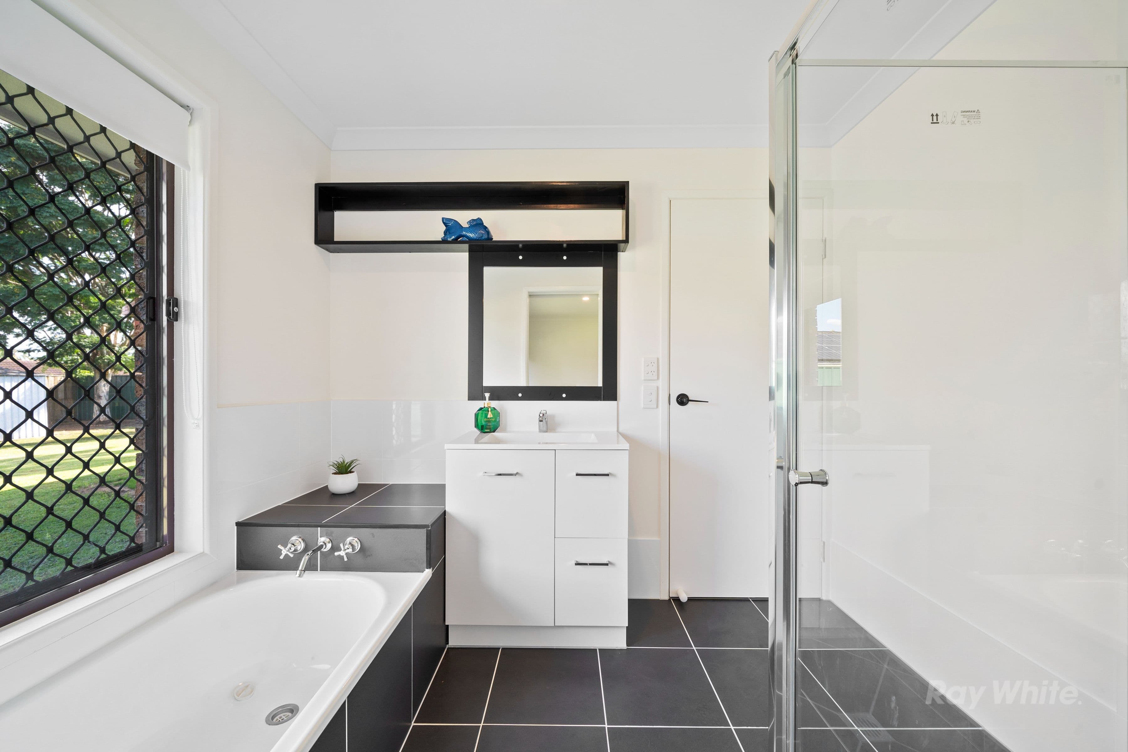 19 Centaurus Crescent, Regents Park QLD 4118, Regents Park - Thumbnail 6