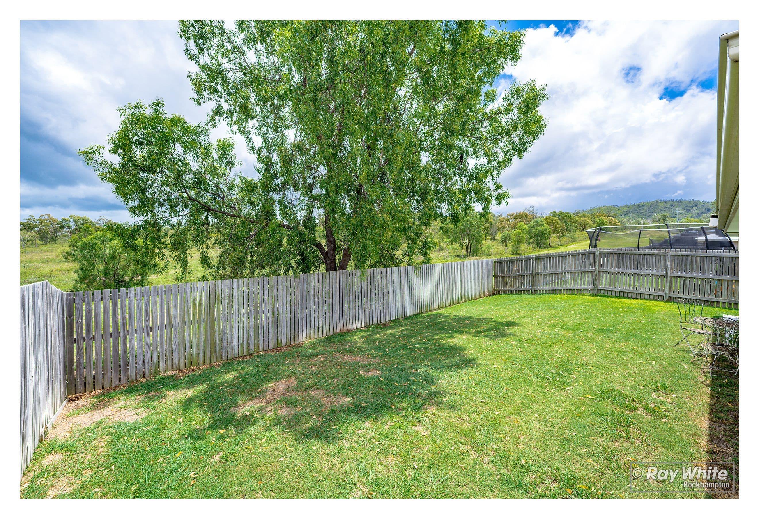 3 Florida Crescent, Parkhurst QLD 4702, Parkhurst - Thumbnail 2