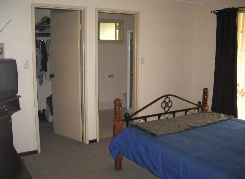 6  Station Street, COOROW WA 6515, Coorow - Thumbnail 2