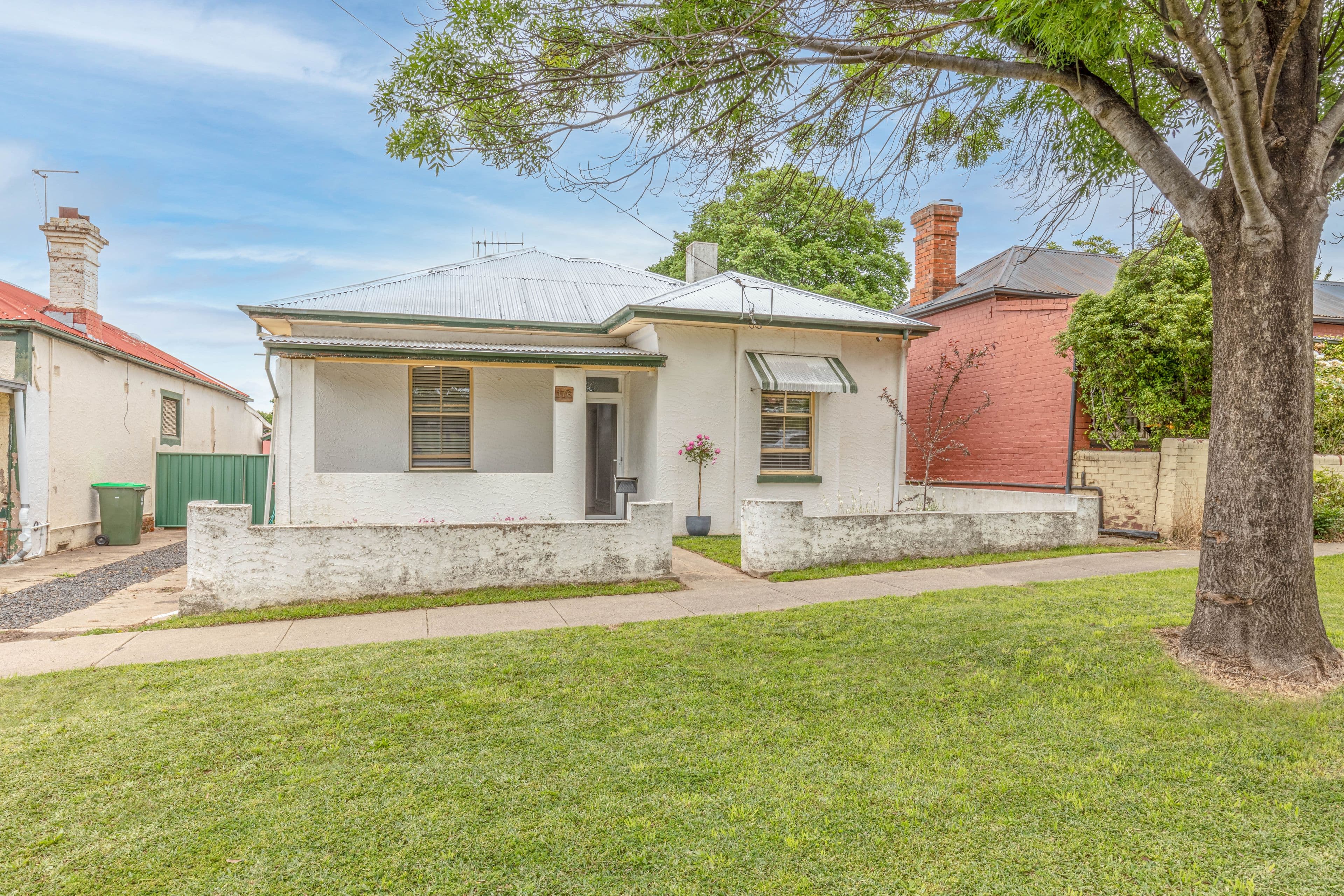 176 Seymour Street, Bathurst NSW 2795, Bathurst - Image 1