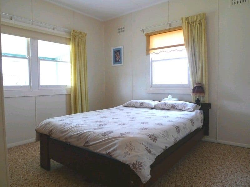 16 Victoria Avenue, TOUKLEY NSW 2263, Toukley - Thumbnail 5