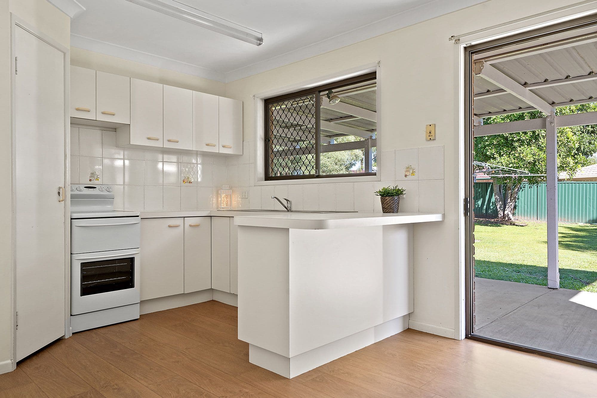 91 Haig Road, Loganlea QLD 4131, Loganlea - Thumbnail 4
