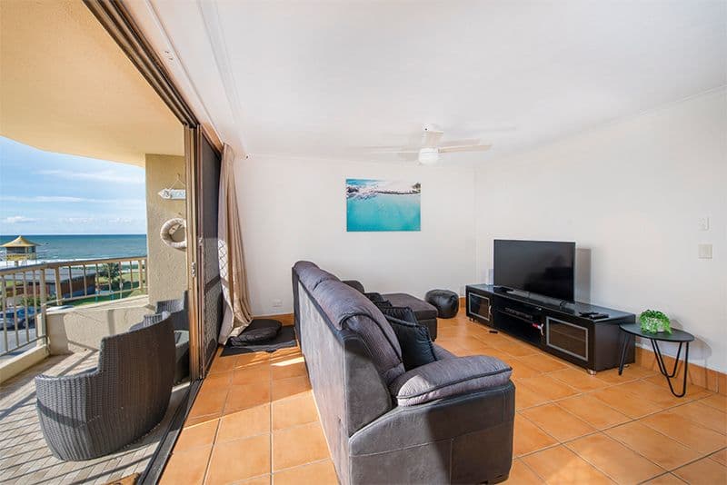 1093 Gold Coast Highway, Palm Beach QLD 4221, Palm Beach - Thumbnail 3