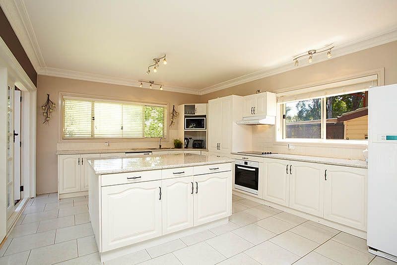 19 Higgerson Avenue, ENGADINE NSW 2233, Engadine - Thumbnail 5
