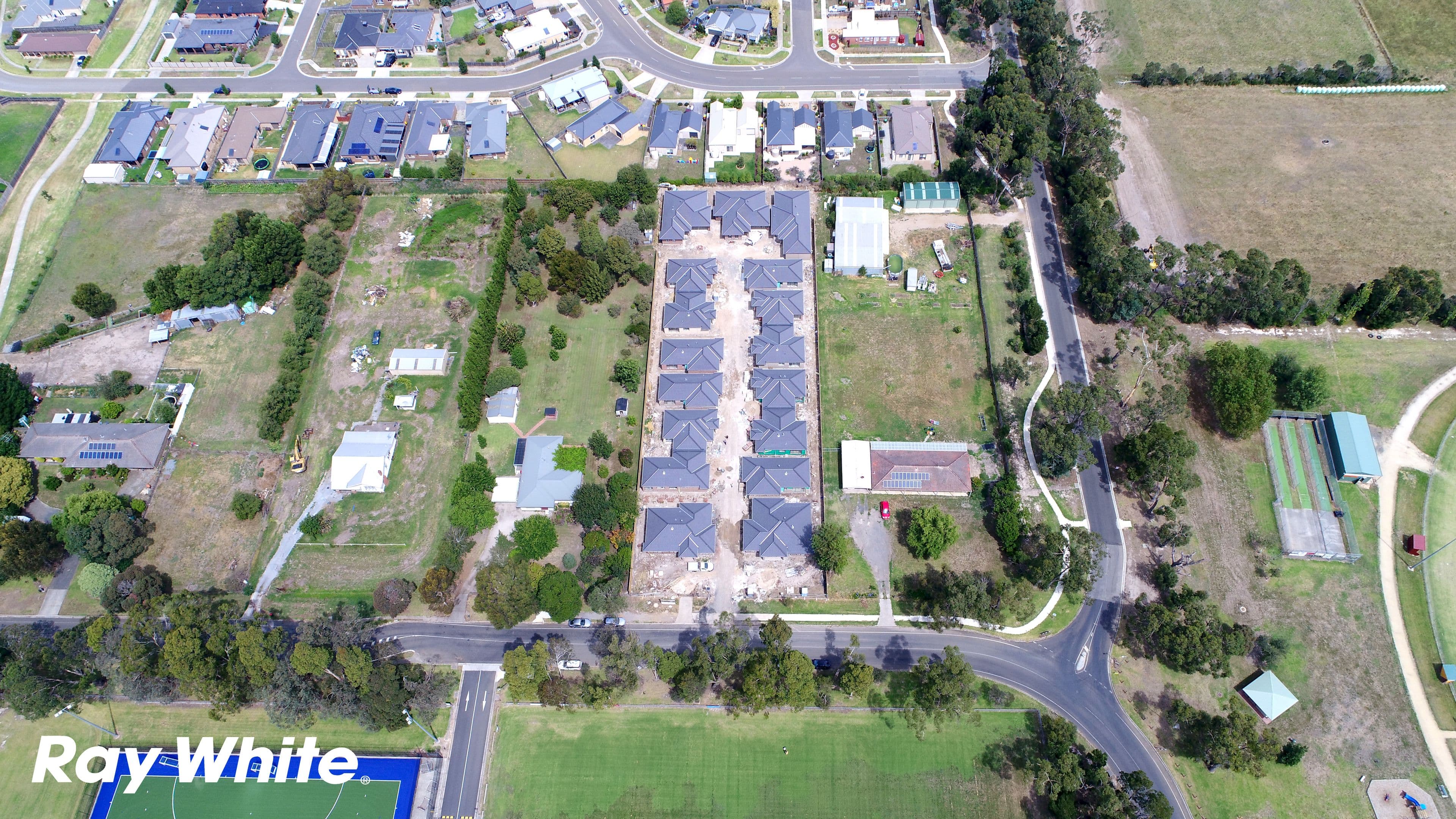  98 Lampard Road, Drouin VIC 3818, Drouin - Image 1