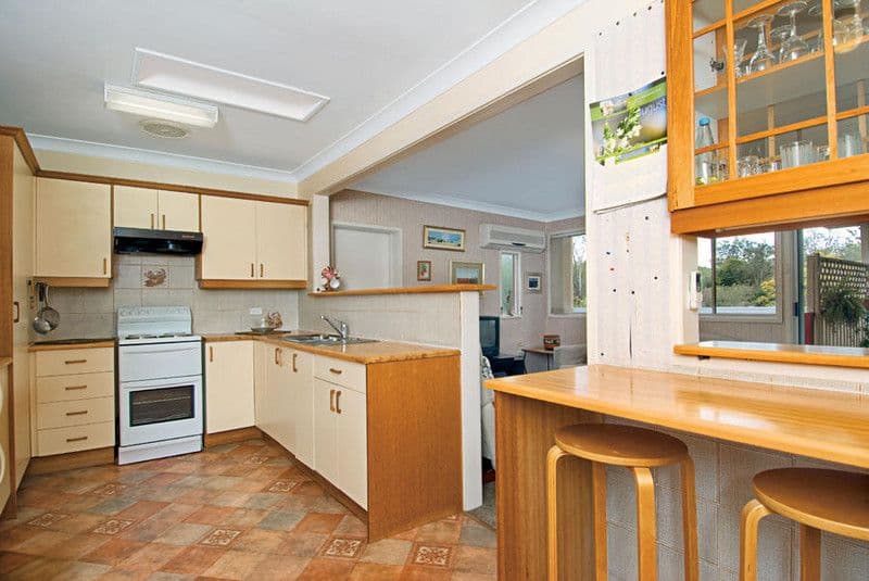 52 Maxwell Street, MORNINGTON, Mornington - Thumbnail 3