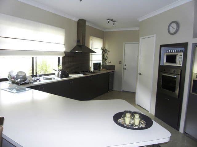 14 Verde Road, SOUTHERN RIVER WA 6110, Southern River - Thumbnail 2