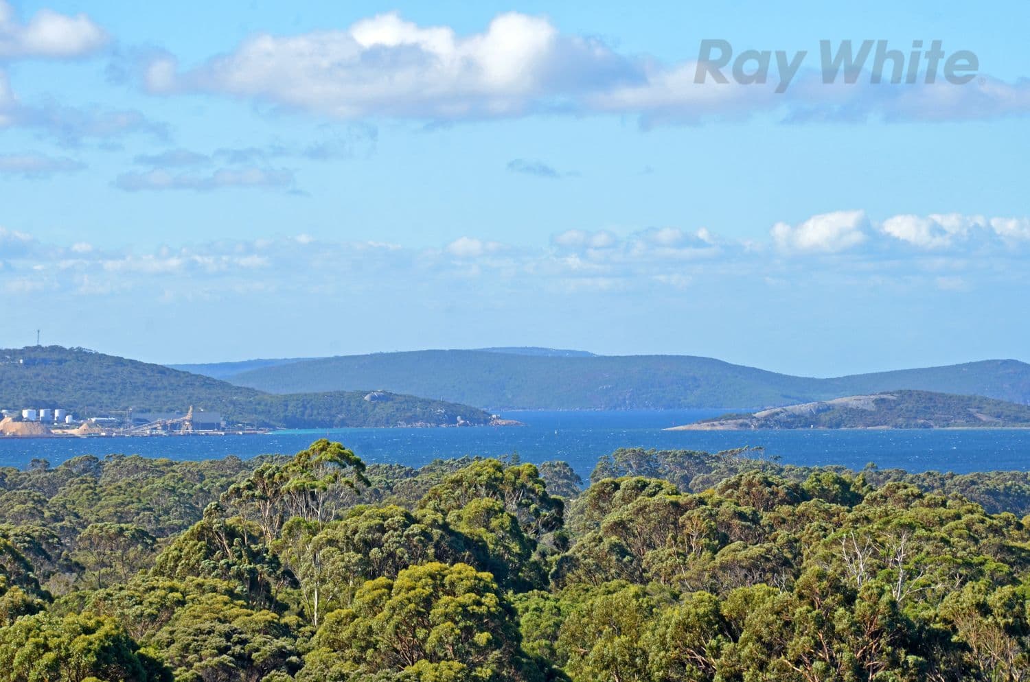 69 Diamond Street, Little Grove WA 6330, Little Grove - Thumbnail 2