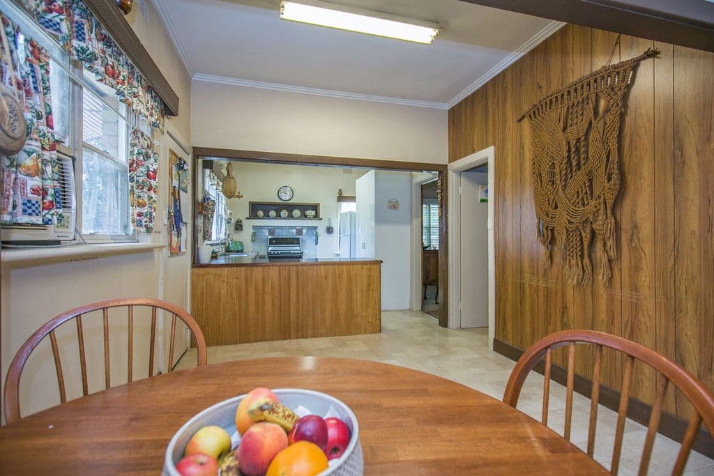 31 Acheron Avenue, Reservoir VIC 3073, Reservoir - Thumbnail 6